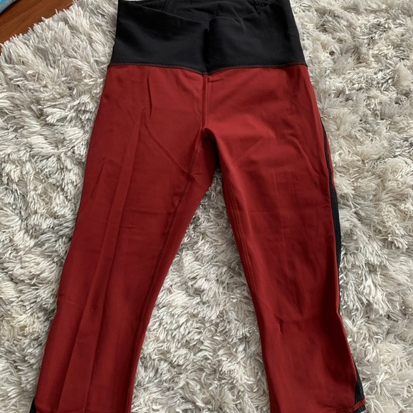 19” red lulu leggings!! - Picture 2 of 6